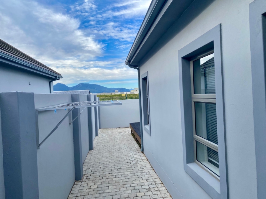 3 Bedroom Property for Sale in Blue Mountain Village Western Cape